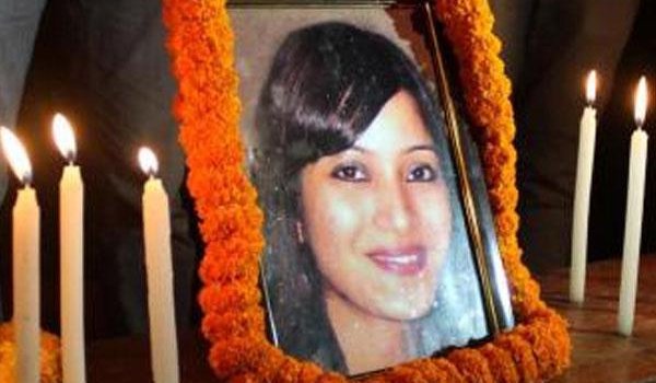 शीना वोरा हत्या मामला: 15 नवंबर को हो सकता है आरोप तय शीना वोरा हत्या मामला: 15 नवंबर को हो सकता है आरोप तय