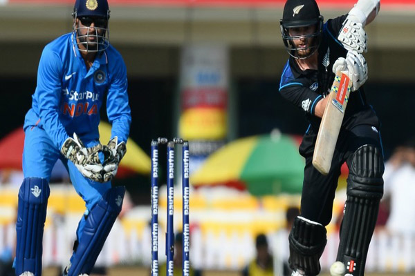 IND vs NZ 4th ODI : न्यूजीलैंड ने भारत को 19 रन से हराया