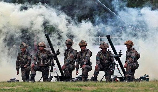 BSF ने सीमा पर जवाबी कार्रवाई में पाकिस्तान के 10 रेंजर्स को मार गिराया