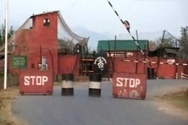 कश्मीर में आतंकी हमले की कोशिश नाकाम, 3 आतंकवादी मारे गए
