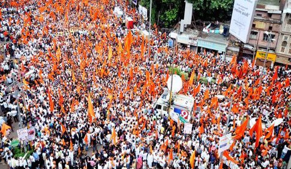 ठाणे में मराठा क्रांति मूक मोर्चा की शुरुआत, विशाल जनसमुदाय शामिल
