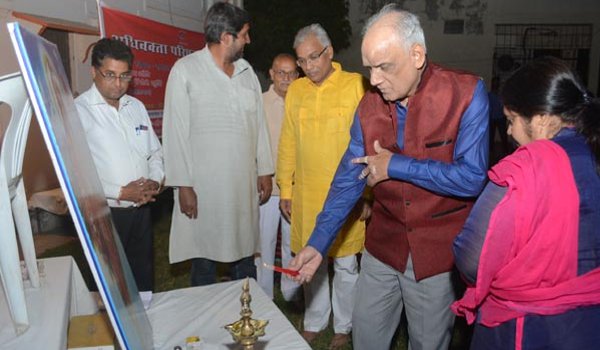 तीन तलाक समाप्त होना समाज के लिए हितकारी: न्यायमूर्ति तीन तलाक समाप्त होना समाज के लिए हितकारी: न्यायमूर्ति