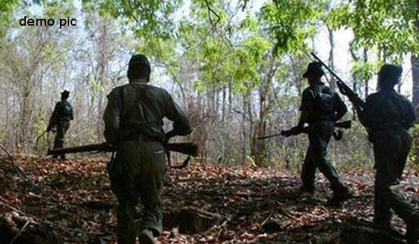 सुरक्षाबलों के आपरेशन में 26 नक्सली ढेर, एक जवान शहीद सुरक्षाबलों के आपरेशन में 26 नक्सली ढेर, एक जवान शहीद