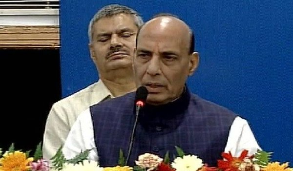 पाकिस्तान का एक सूत्री एजेंडा भारत में आंतक बढ़ाना : राजनाथ सिंह पाकिस्तान का एक सूत्री एजेंडा भारत में आंतक बढ़ाना : राजनाथ सिंह