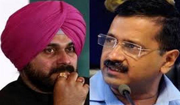 नवजोत सिद्धू और आप के गठबंधन की अटकलें फिर तेज नवजोत सिद्धू और आप के गठबंधन की अटकलें फिर तेज