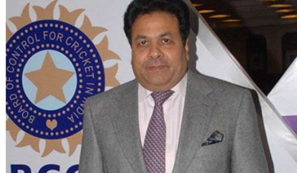 भारत-पाक के बीच क्रिकेट मैच अभी नहीं : राजीव शुक्ला
