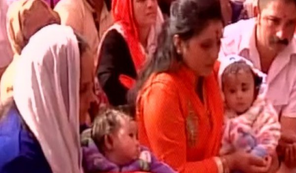 अस्पताल में बदले गए बच्चे पांच माह बाद पहुंचे असली मां के पास अस्पताल में बदले गए बच्चे पांच माह बाद पहुंचे असली मां के पास