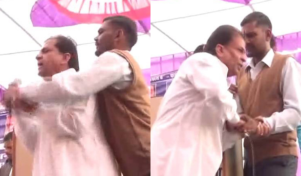 नोटबंदी:मोदी की तारीफ पर पूर्व विधायक के साथ क्या किया देखिए वायरल वीडियो में…