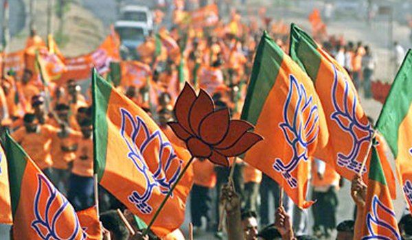 भाजपा ने असम की लखीमपुर संसदीय और बैठालांग्सू विधानसभा सीट जीती भाजपा ने असम की लखीमपुर संसदीय और बैठालांग्सू विधानसभा सीट जीती