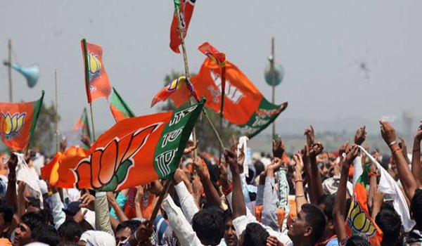 By Polls : नेपानगर में भाजपा की मंजू और शहडोल में ज्ञान सिंह विजयी By Polls : नेपानगर में भाजपा की मंजू और शहडोल में ज्ञान सिंह विजयी