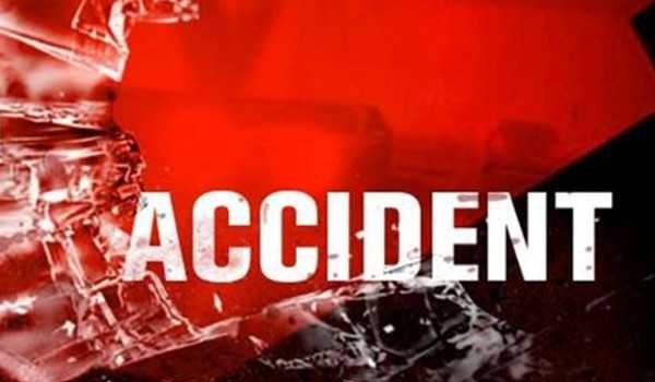 दर्दनाक हादसा : इंदौर में कारोबारी को ट्रक ने रौंदा, मौत दर्दनाक हादसा : इंदौर में कारोबारी को ट्रक ने रौंदा, मौत
