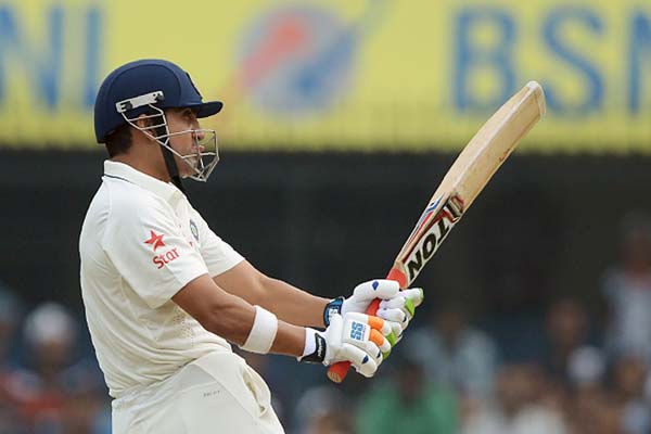INDvsENG राजकोट टेस्ट : भारत ने बिना किसी विकेट पर बनाए 63 रन