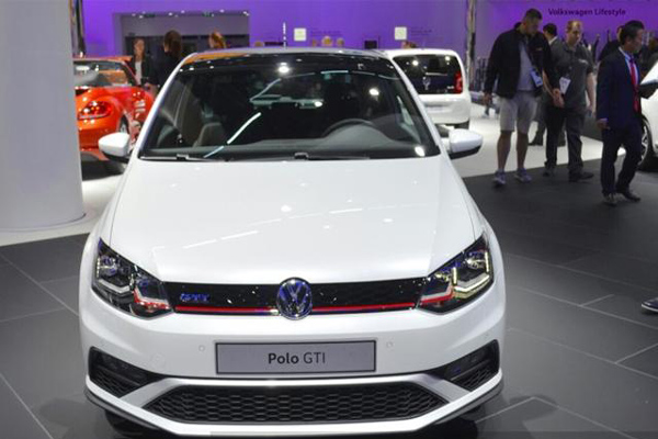 फॉक्सवेगन ने लॉन्च की POLO GTI , कीमत 25.99 लाख रुपए