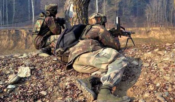 माछिल सेक्टर में पाक फायरिंग, 3 जवान शहीद, एक शव के साथ बर्बरता माछिल सेक्टर में पाक फायरिंग, 3 जवान शहीद, एक शव के साथ बर्बरता