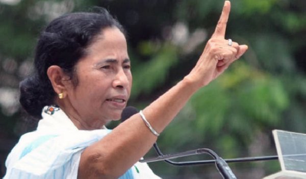 जनता को भूल गए पीएम मोदी : ममता बनर्जी जनता को भूल गए पीएम मोदी : ममता बनर्जी