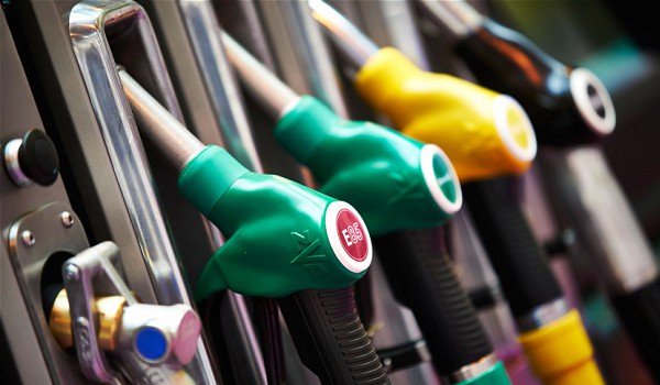 पेट्रोल-डीजल सस्ता होने की अफवाह फैलाने वालों की तलाश में जुटी पुलिस