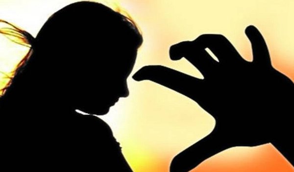 रांची : रेप पीड़िता को नहीं मिला न्याय, खाया जहर रांची : रेप पीड़िता को नहीं मिला न्याय, खाया जहर
