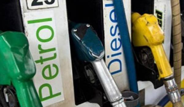 डीजल-पेट्रोल पर कमीशन बढ़ने से टली 15 नवम्बर को प्रस्तावित हड़ताल