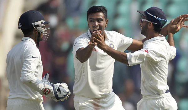 अश्विन ने भारत में पूरे किए 1000 टेस्ट रन
