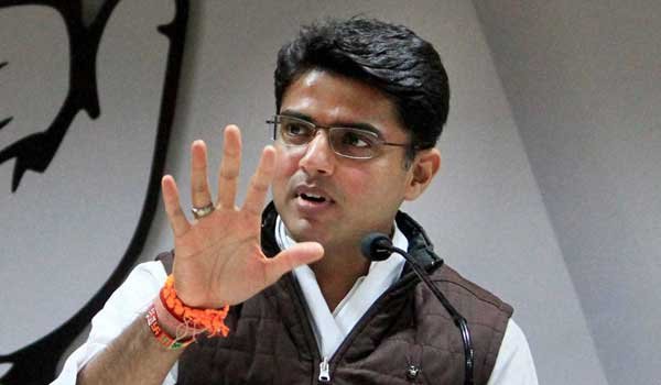 कांग्रेस का आरोप सरकार खुद ही उड़ा रही नियमों की धज्जियां कांग्रेस का आरोप सरकार खुद ही उड़ा रही नियमों की धज्जियां
