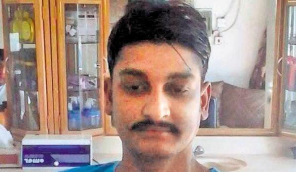 सऊदी अरब में दास के तौर पर बेचा गया इंजीनियर घर लौटा सऊदी अरब में दास के तौर पर बेचा गया इंजीनियर घर लौटा