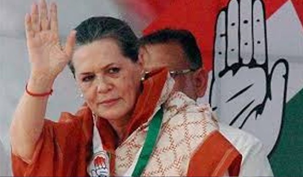 नहीं हुआ राहुल का प्रमोशन, सोनिया ही बनी रहेंगी कांग्रेस अध्यक्ष नहीं हुआ राहुल का प्रमोशन, सोनिया ही बनी रहेंगी कांग्रेस अध्यक्ष