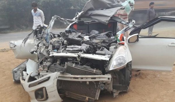 जींद में खड़े ट्रक से टकराई स्वीफ्ट कार, 4 युवकों की मौत