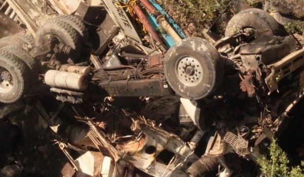 अरूणाचल में खाई में गिरा ट्रक, 3 दिन बाद भी नहीं मिला तीसरा शव