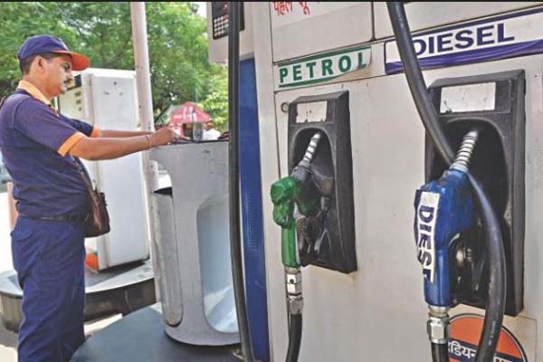 असम में पेट्रोल-डीजल की डिजिटल भुगतान खरीद पर 0.75% की छूट