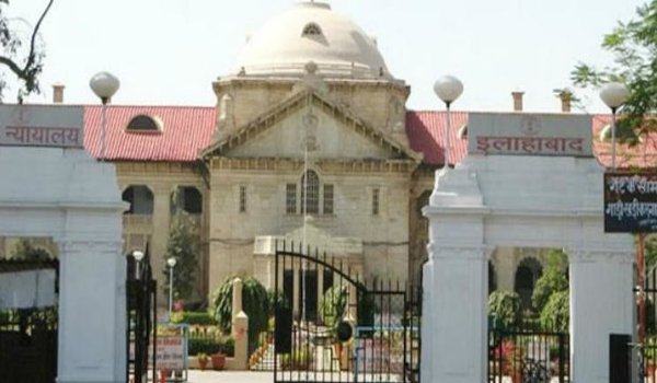 पुलिसकर्मियों के बराबर होमगार्डाें को वेतन देने का आदेश पुलिसकर्मियों के बराबर होमगार्डाें को वेतन देने का आदेश