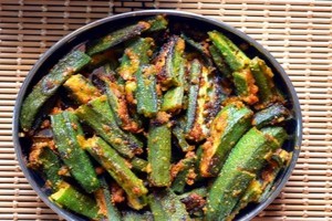 crispy bhindi do pyaja 