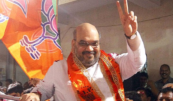 भाजपा प्रत्याशियों की सूची तैयार, सर्वे में 317 सीटें बीजेपी की झोली में भाजपा प्रत्याशियों की सूची तैयार, सर्वे में 317 सीटें बीजेपी की झोली में