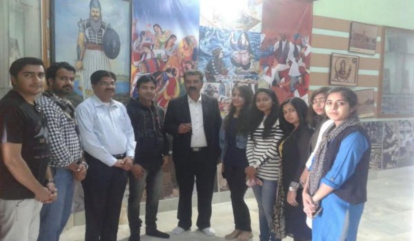 सिन्धु सभ्यता व संस्कृति की प्रेरणा केन्द्र महाराजा दाहरसेन स्मारक : सांई ओमप्रकाश सिन्धु सभ्यता व संस्कृति की प्रेरणा केन्द्र महाराजा दाहरसेन स्मारक : सांई ओमप्रकाश