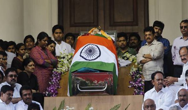 RIP Amma : jayalalithaa final Funeral Journey