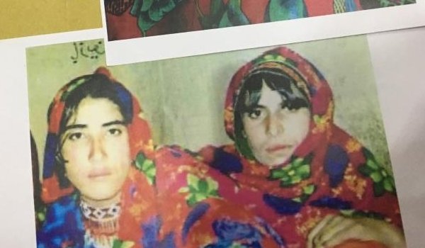 5 लडकियों को लडकों संग डांस करने पर मिली खौफनाक मौत, देखें वीडियो 5 लडकियों को लडकों संग डांस करने पर मिली खौफनाक मौत, देखें वीडियो