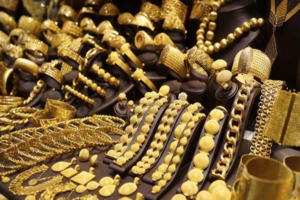 नोटबंदी के बाद लोगों ने हैदराबाद में पुराने नोटों से खरीदा 2700 करोड़ का सोना