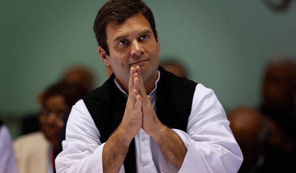 कांग्रेस में फिर उठी राहुल गांधी को अध्यक्ष बनाने की मांग कांग्रेस में फिर उठी राहुल गांधी को अध्यक्ष बनाने की मांग