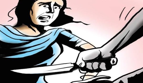 प्रेम प्रस्ताव ठुकराने पर छात्रा को चाकू से किया घायल प्रेम प्रस्ताव ठुकराने पर छात्रा को चाकू से किया घायल