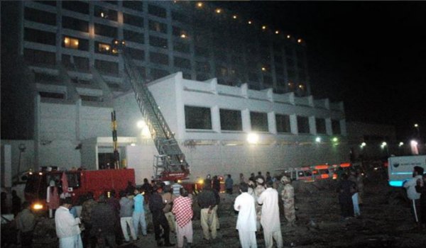 पाकिस्तान : कराची के होटल में आग, 11 की मौत