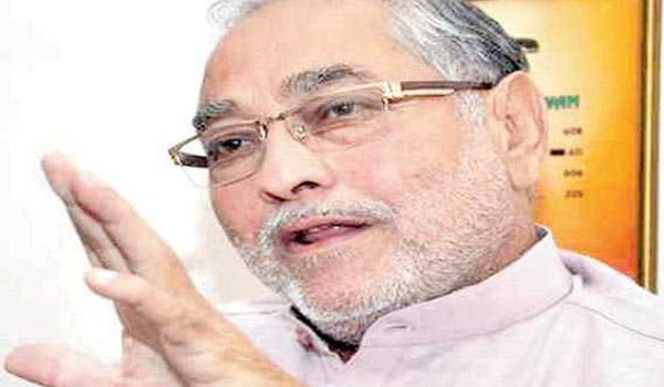 पीएम के भाई ने किया राशन दुकानों पर जबरन स्वाइप मशीने लगाने का विरोध पीएम के भाई ने किया राशन दुकानों पर जबरन स्वाइप मशीने लगाने का विरोध