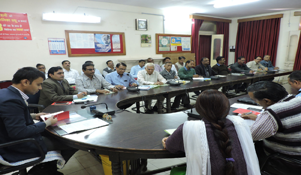 उपभोक्ताओं को निर्धारित दर पर मिलें अच्छी वस्तुएं : जिला कलक्टर उपभोक्ताओं को निर्धारित दर पर मिलें अच्छी वस्तुएं : जिला कलक्टर