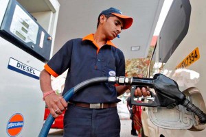 discount on cashless transactions at petrol pumps from midnight tonight
