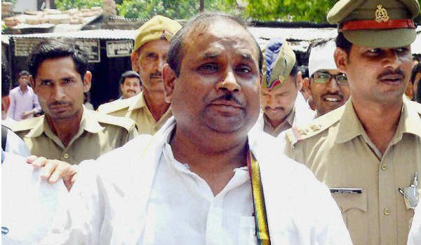 सीतापुर के विधायक रामपाल यादव की हुई सपा में वापसी सीतापुर के विधायक रामपाल यादव की हुई सपा में वापसी
