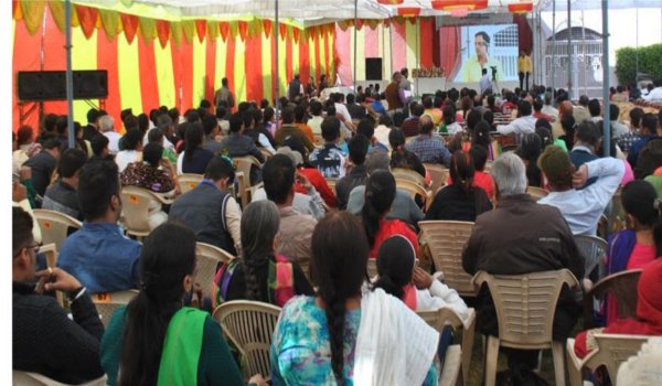 सिन्धी वैवाहिक परिचय सम्मेलन : बने सात जोडे सिन्धी वैवाहिक परिचय सम्मेलन : बने सात जोडे