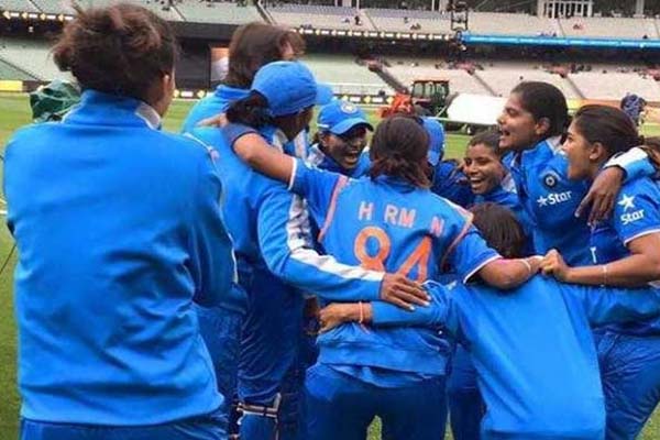 भारत ने एक बार फिर पाक को हराकर जीता महिला T-20 एशिया कप
