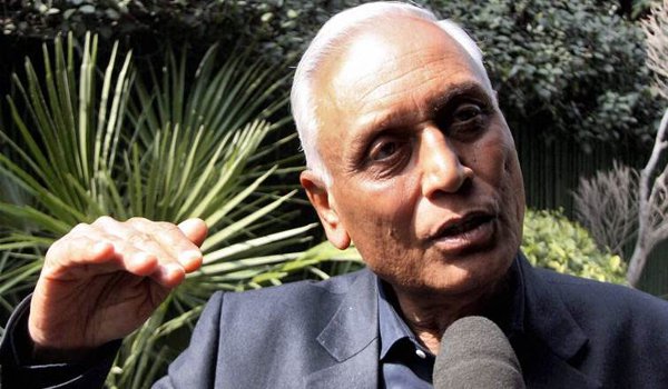 अगस्ता वेस्टलैंड मामले में हाईकोर्ट ने पूर्व एयर चीफ को दिया नोटिस अगस्ता वेस्टलैंड मामले में हाईकोर्ट ने पूर्व एयर चीफ को दिया नोटिस