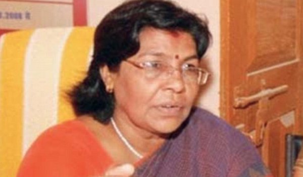 इंटर टॉपर घोटाले की मुख्य आरोपी उषा सिन्हा को जमानत इंटर टॉपर घोटाले की मुख्य आरोपी उषा सिन्हा को जमानत