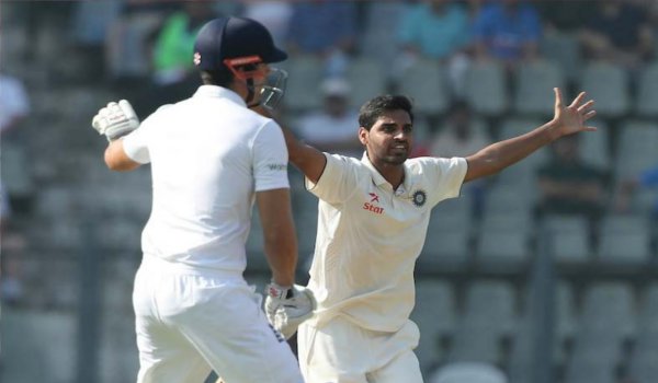 मुम्बई टेस्ट : पहले दिन इंग्लैंड ने 5 विकेट पर 288 रन बनाए