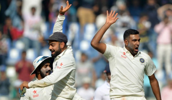 मुम्बई टेस्ट : भारतीय टीम का इंग्लैंड पर मजबूत पलटवार