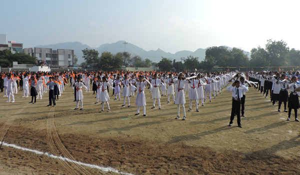 गोपालन राज्यमंत्री ओटाराम देवासी ने किया ध्वजारोहण गोपालन राज्यमंत्री ओटाराम देवासी ने किया ध्वजारोहण